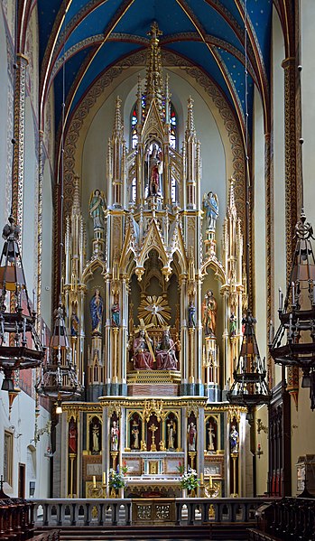 D:\Church_of_Holy_Trinity,_main_altar,_12_Stolarska_street,_Old_Town,_Krakow,_Poland.jpg